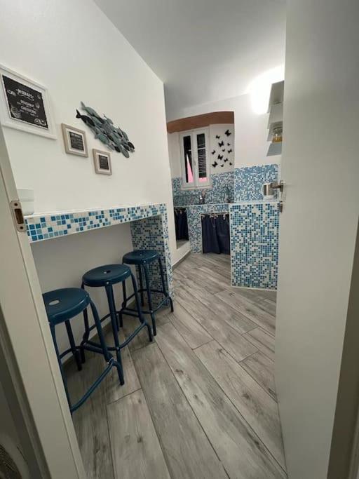 I SASSI BLU - 4