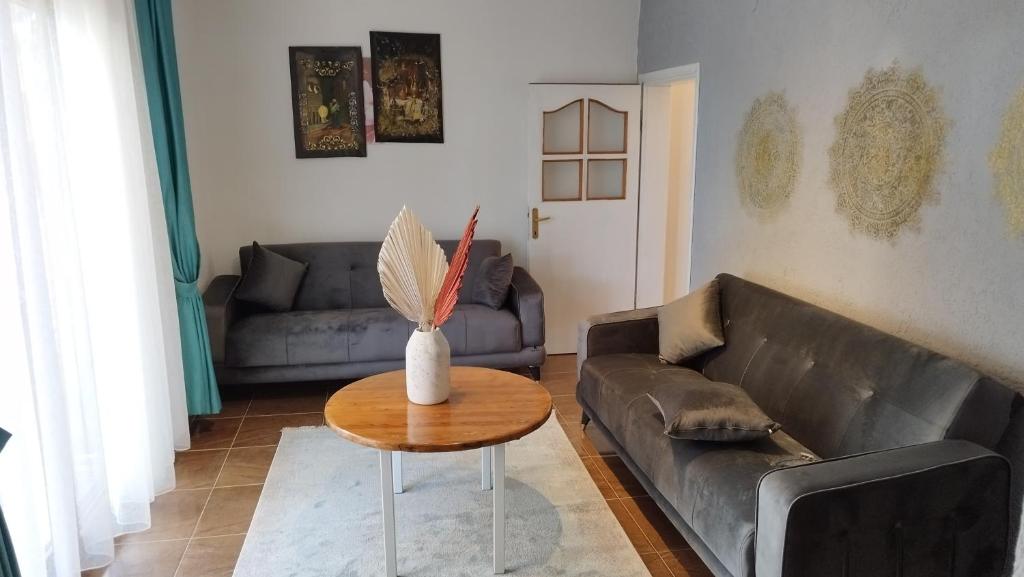 Cemils Guest House photo