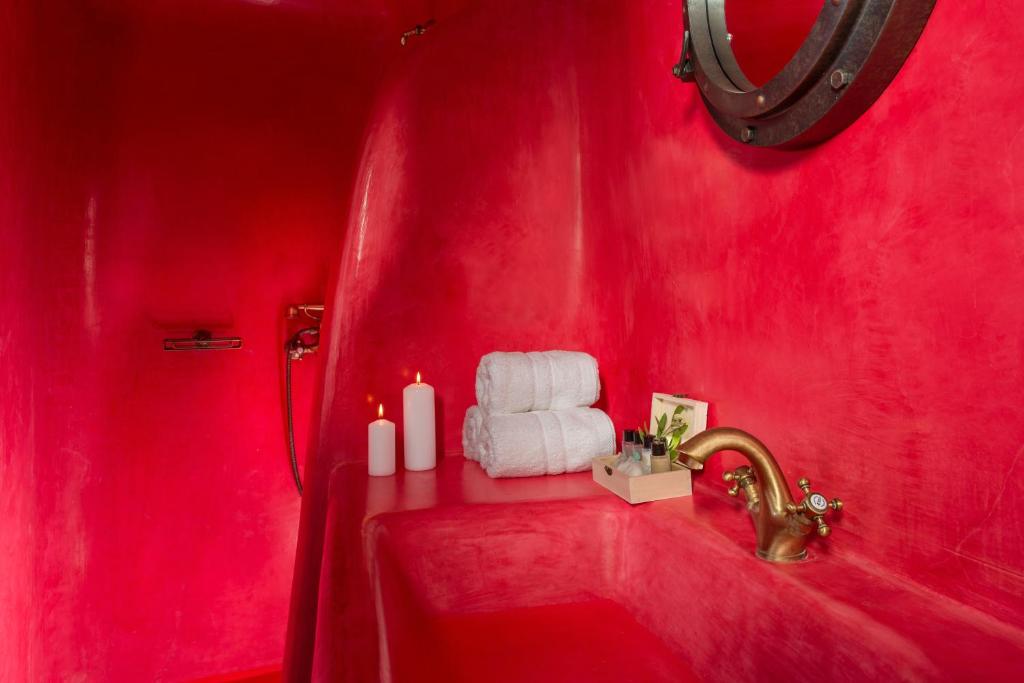 Calliope's Villa with jacuzzi photo