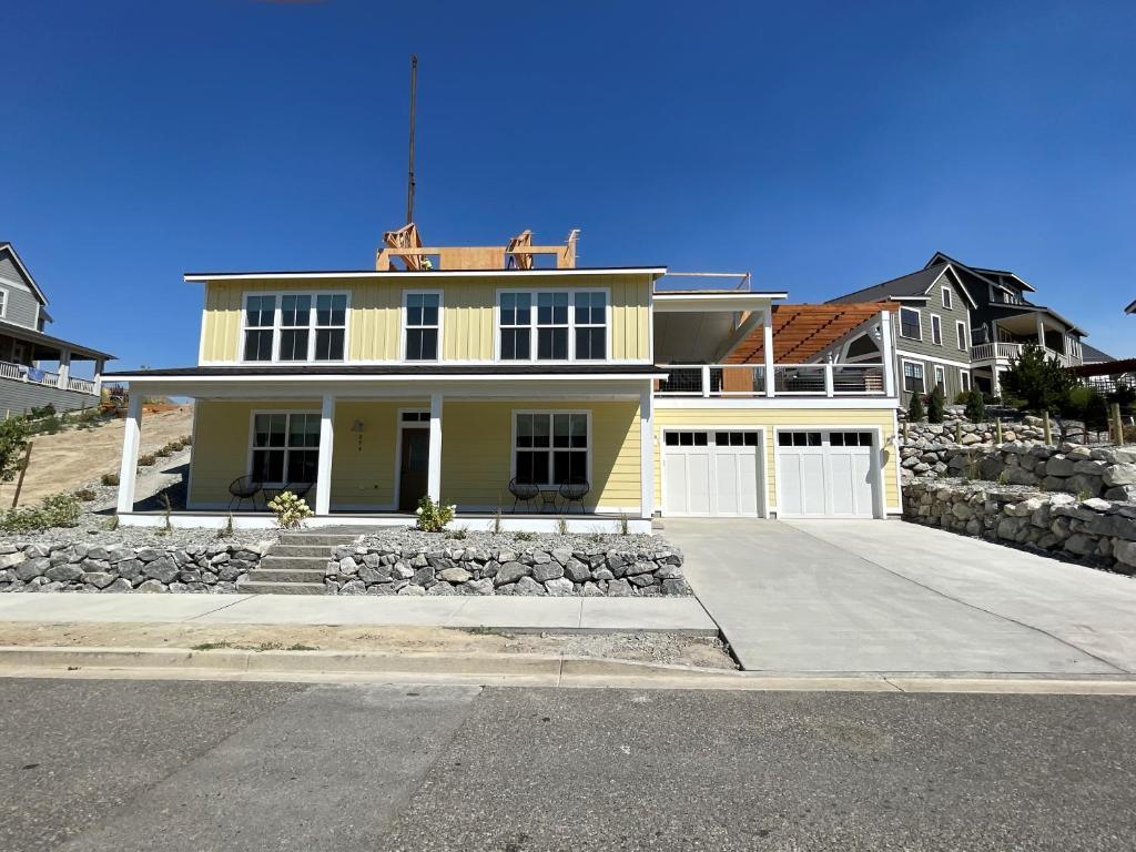 Good Vibes #29, Chelan