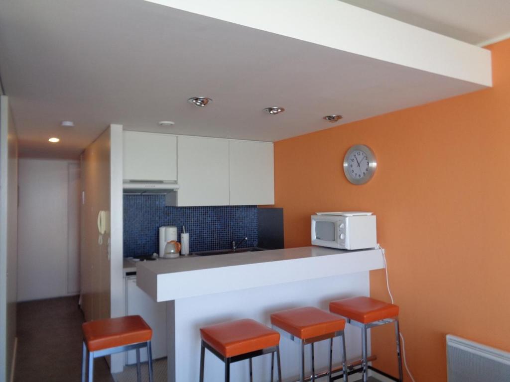 Appartement T2 au centre d'Arcachon avec balcon vue bassin et parking - FR-1-374-51 - 2
