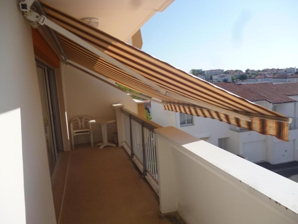 Appartement ensoleillé et spacieux avec parking, centre de Royan - FR-1-71-62 - 3