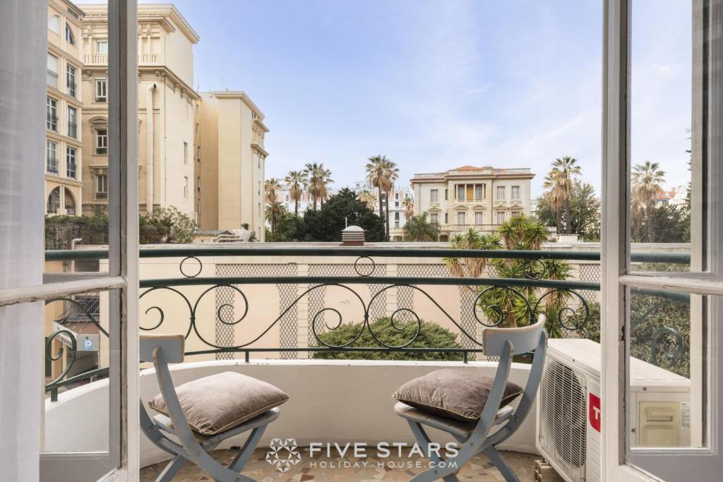 Suite Flora Five stars Holiday house, Nice