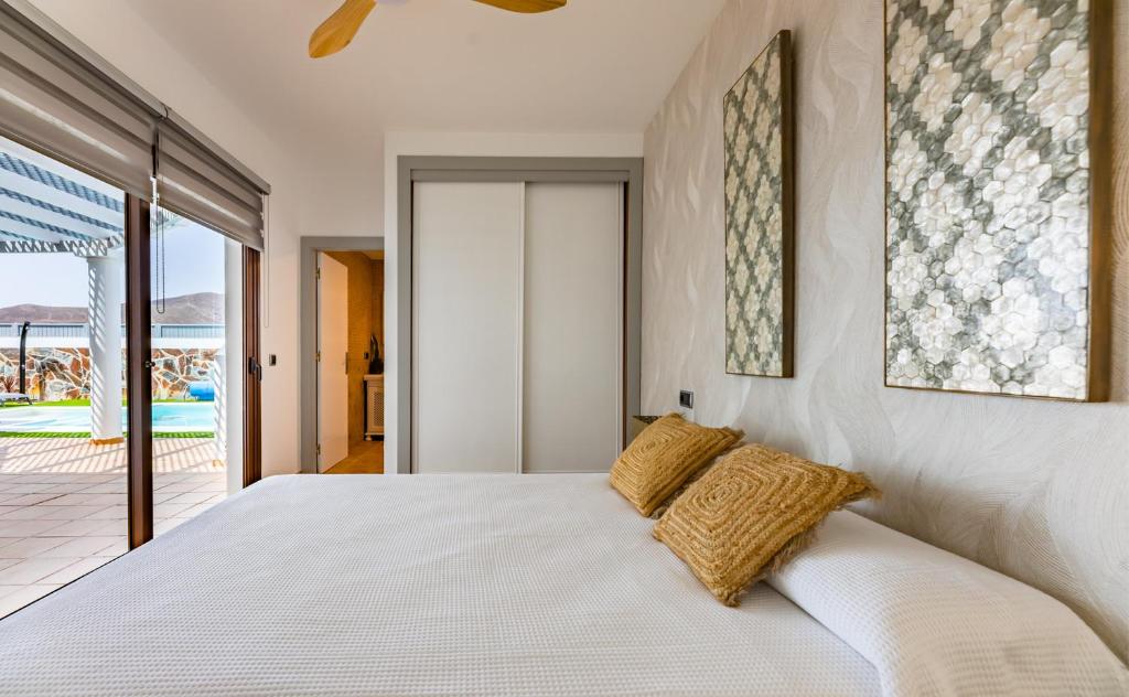 Villa Paula's Dream Private Pool Corralejo By Holidays Home - 2