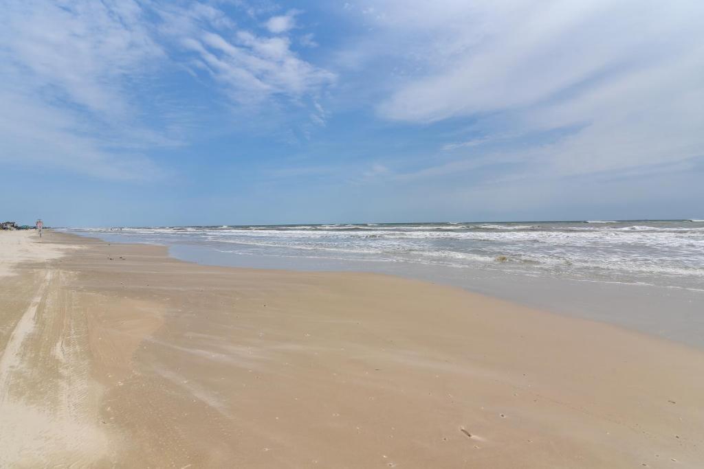 Surfside Beach Home with Deck 300 Feet to the Gulf! photo