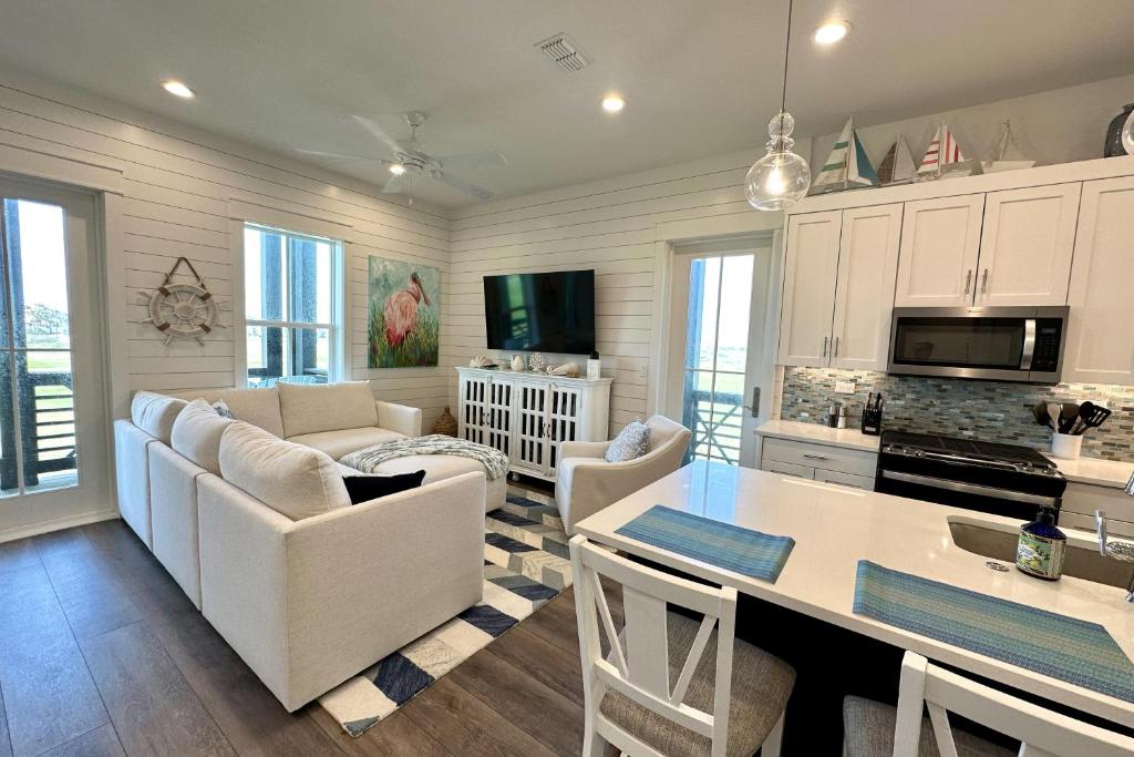 The Blue Sails, Port Aransas