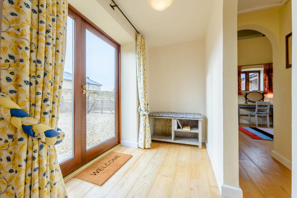 Coursehill Barn photo 4