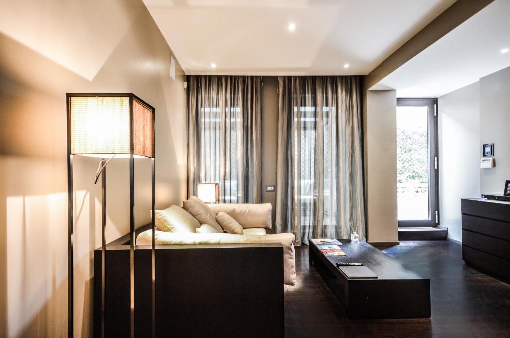 フロント・ロビー