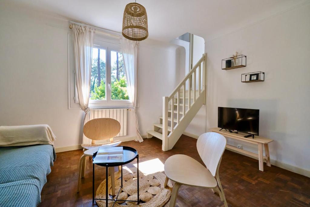 Julia Blue, Villa Hostal Naou Hossegor - sauna - salle de sport - wifi - netflix, Soorts-Hossegor