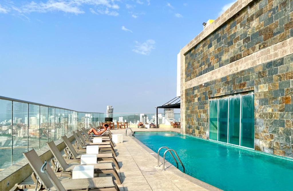 Luxurious Cartagena Beachfront apartment - 5
