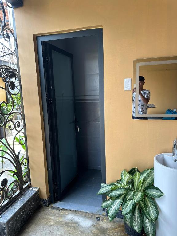 Hoa Hướng Dương Hotel