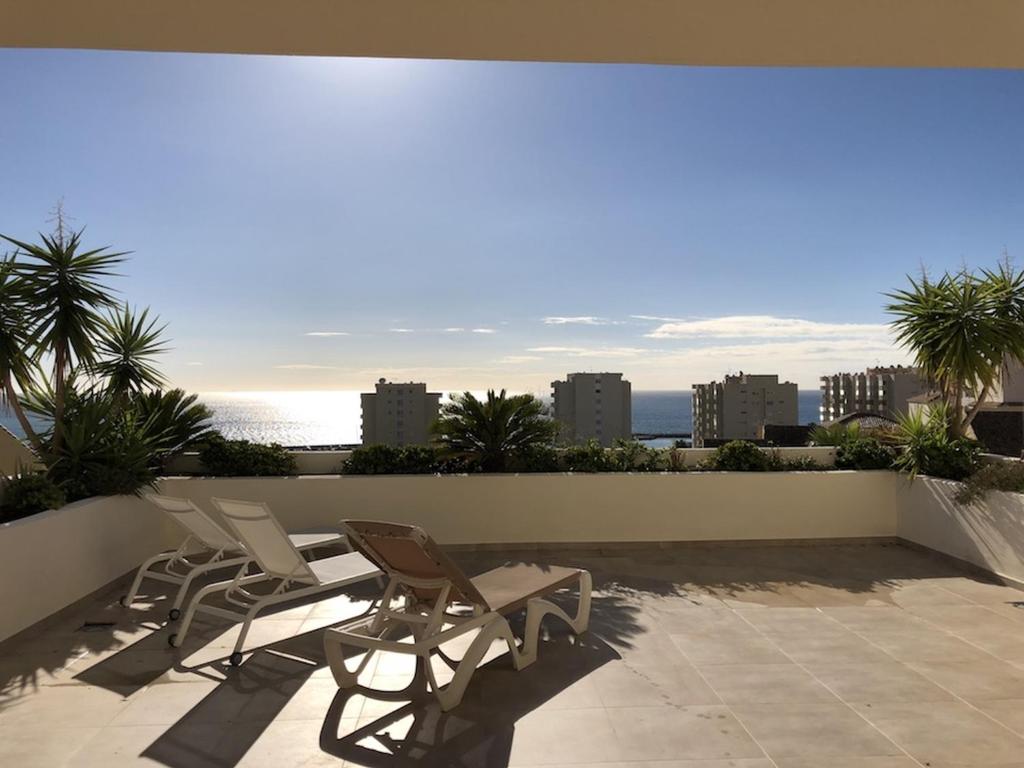 Amazing apartment in Puerto Alto, Estepona