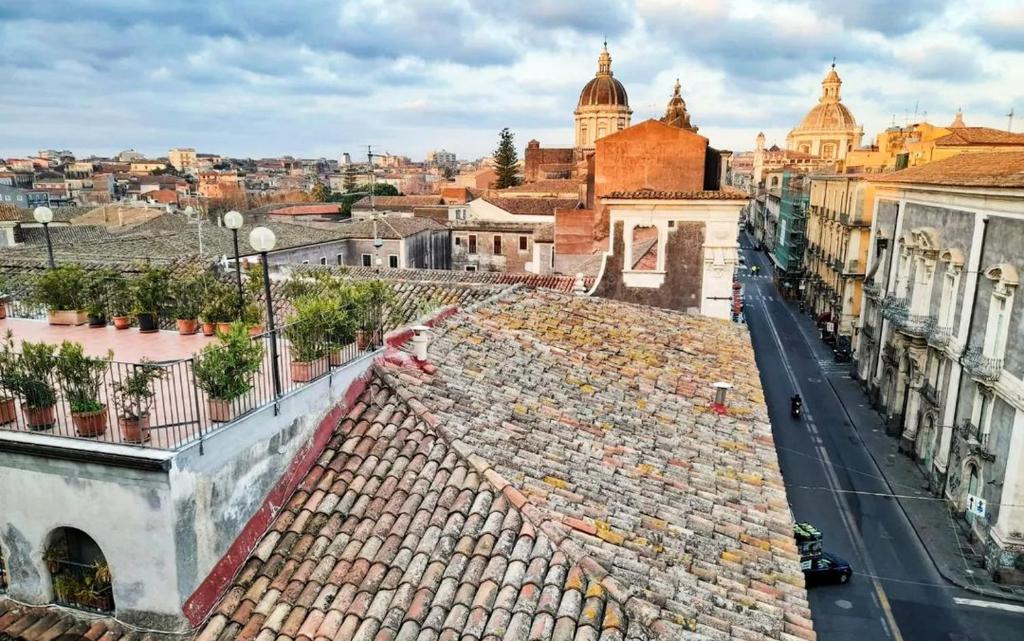 Hotel Biscari — Hotel in Catania