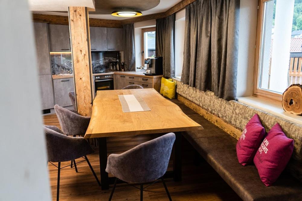 Chalet EDELWEISS - Private Wellness with Whirlpool & Sauna - 3