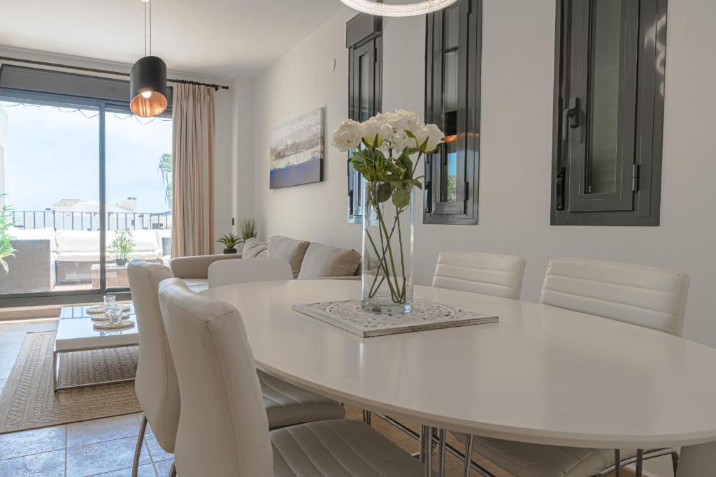 Beautiful two bedroom apartment in Alamar La Cala de Mijas - 3