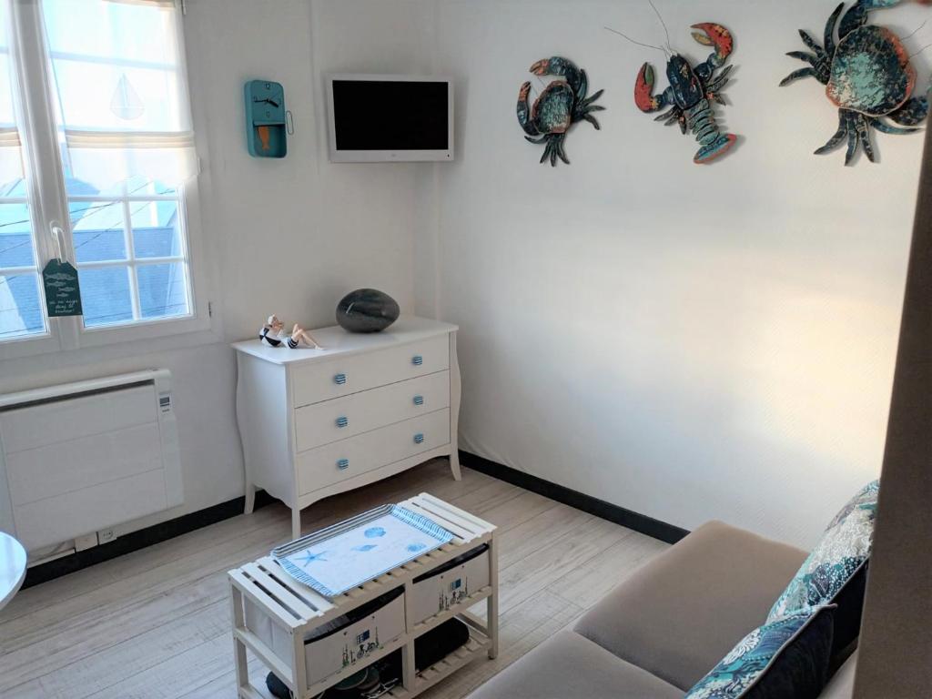 LE PETIT CABOURG de LA COUR NORMANDE studio coeur de ville -1 à 2 personnes - 4
