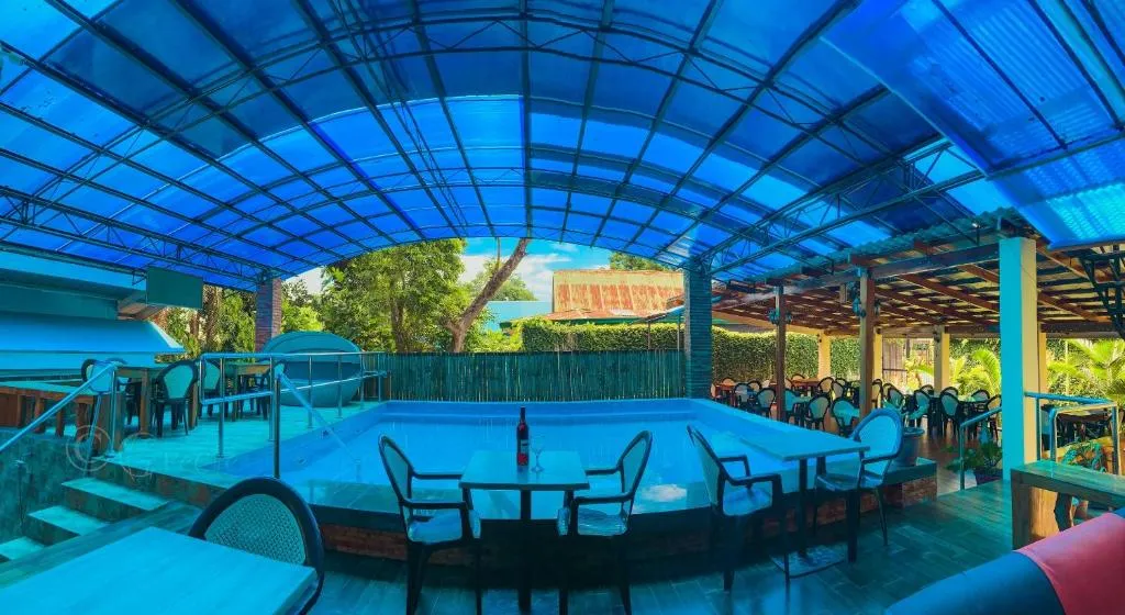 Mabini Hotel, Hotel in Mambajao