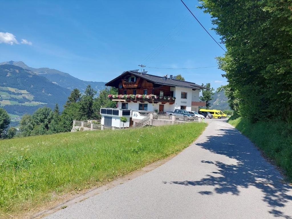 Zillertal РҐРѕС…С„СЋРіРµРЅ