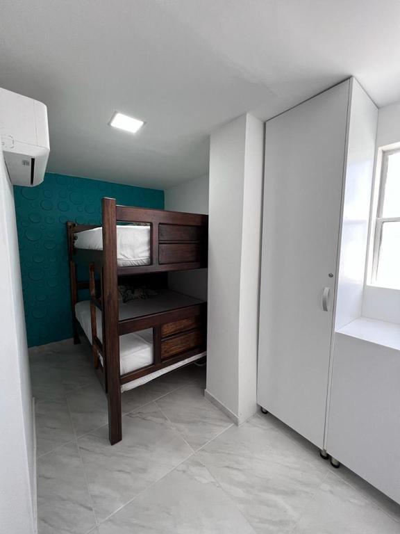Liliana Prado Edificio Bailey Boat Apt 303 - 5