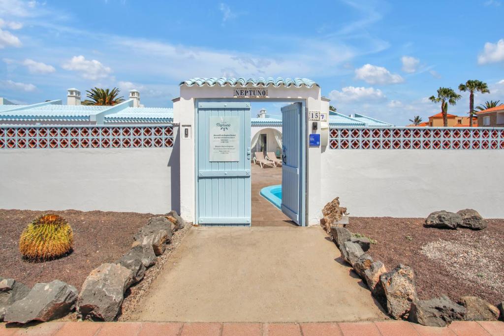 Neptuno Bungalows - Adults Only photo