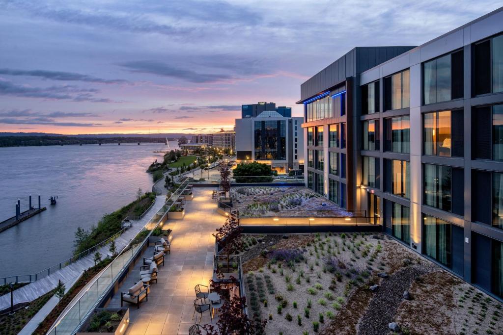 AC Hotel by Marriott Vancouver Waterfront — Hotel in Vancouver (WA)