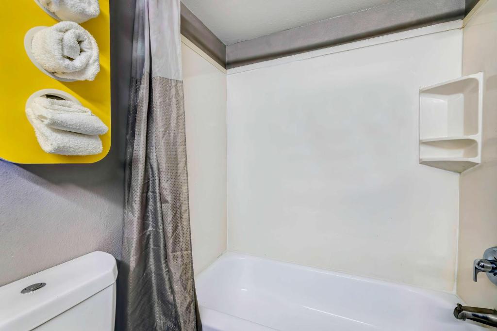 Motel 6-Mesquite, TX - Balch Springs photo