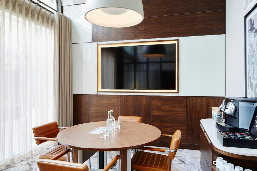 Tárgyalóterem/bálterem