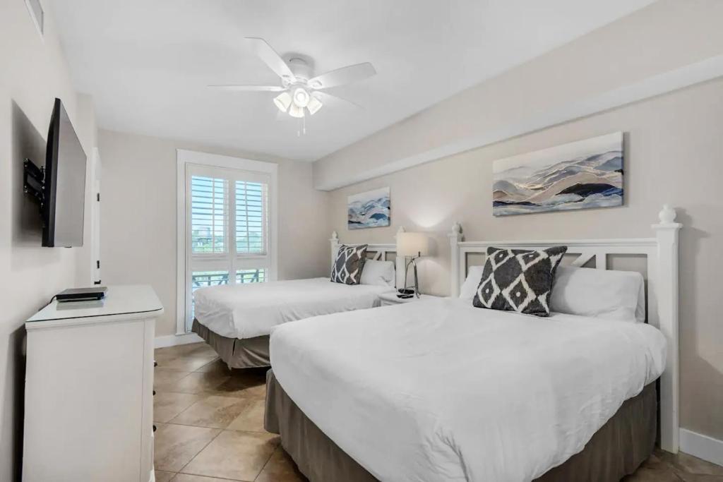 Baytowne Wharf Observation Point South 370 in Destin (FL) reviews