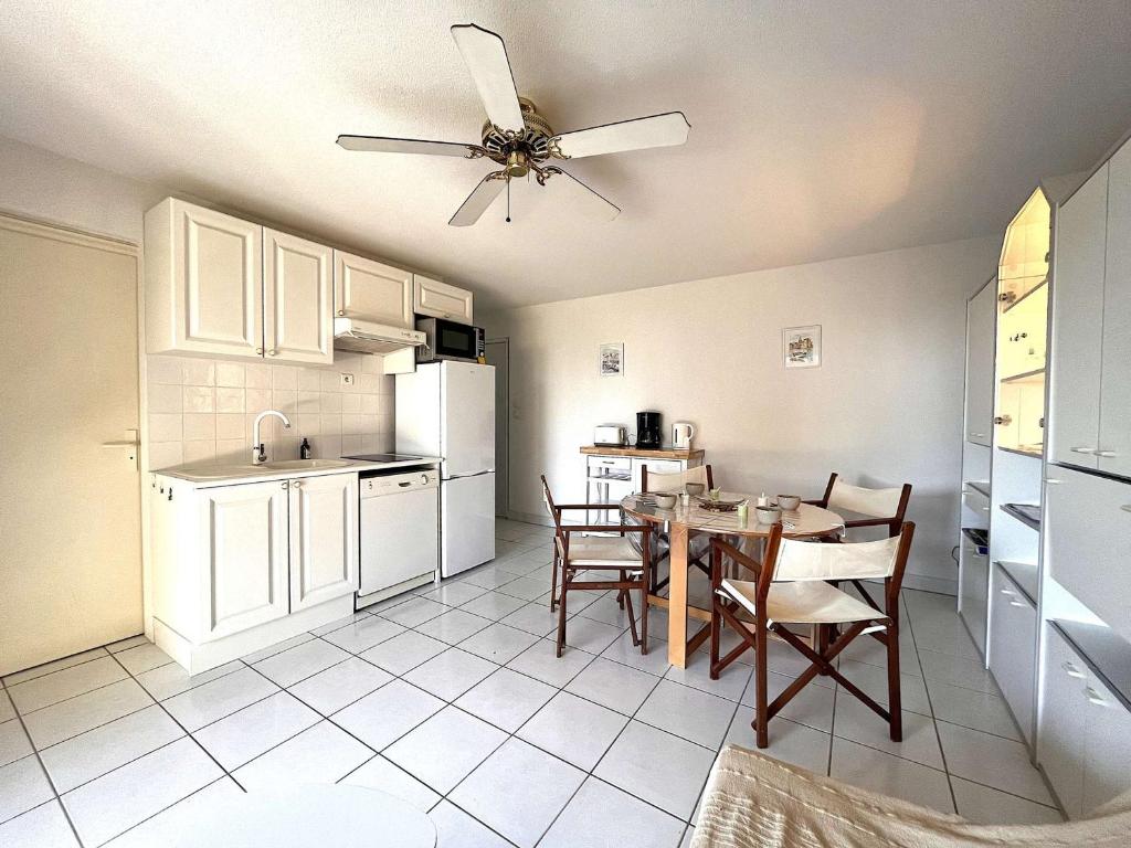 Studio/Cabine à 80m de la plage avec Terrasse, Jardinet et Garage - Cavalaire - FR-1-226B-140 - 5