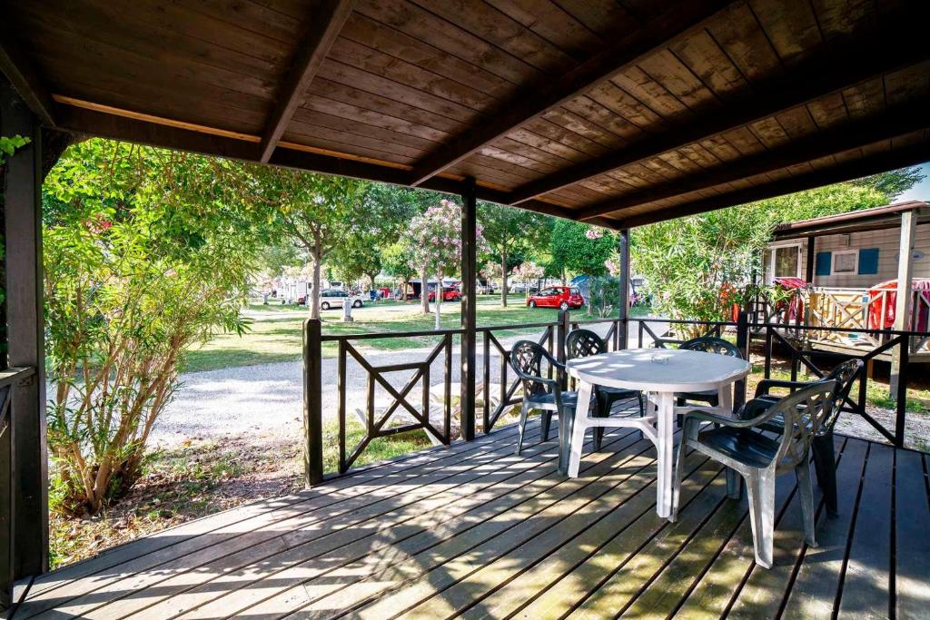Camping Baia Verde Mobilehomes - Lake Garda 22044 - 1
