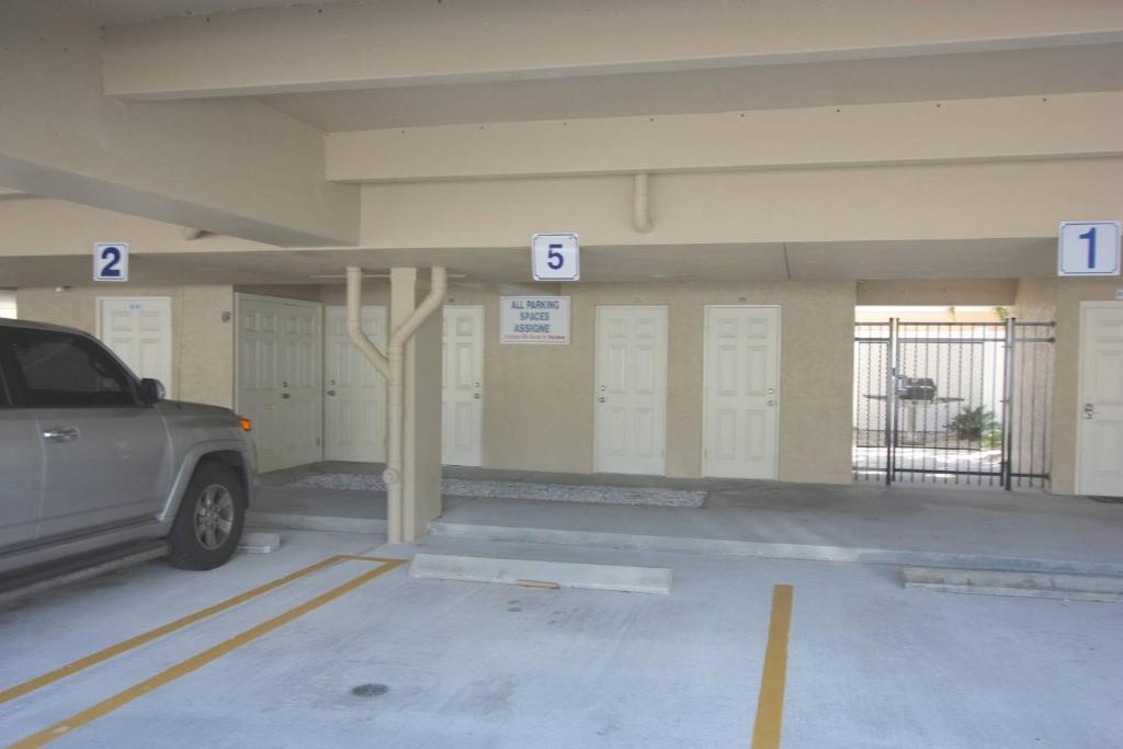 B5, Villas of Clearwater Beach photo