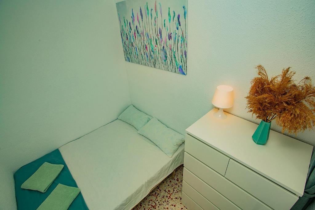 106 Economy Sea View - Alicante Holiday - 4