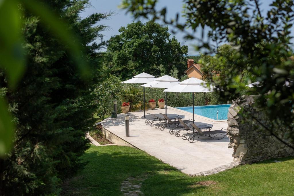 Boutique Hotel San Rocco — Swimming pool in Brtonigla, Istria