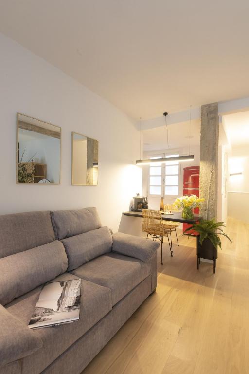 Shiny by OLdtown Apartments - 4