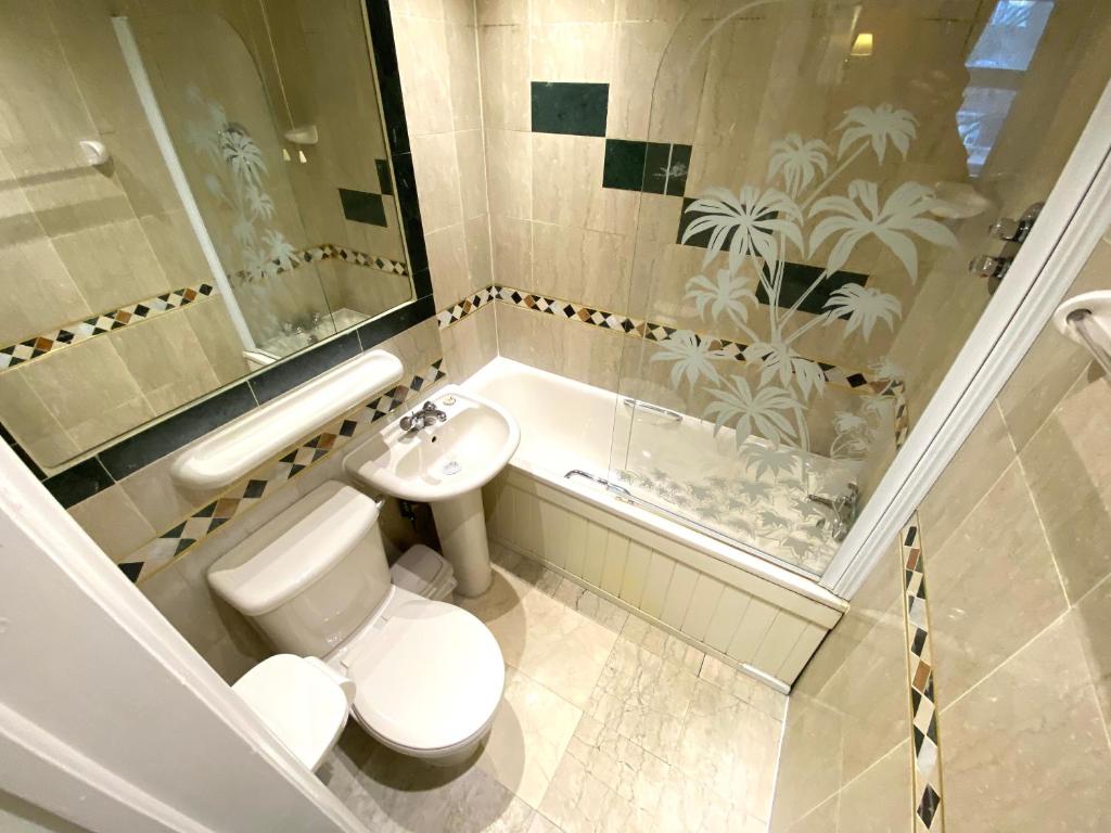 The Brompton Hotel photo