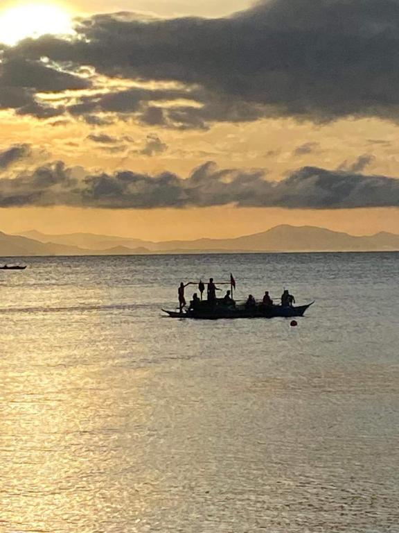 Aundanao Oasis Beach photo
