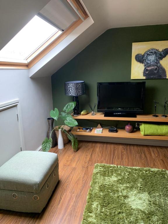 First floor Pad Carterton near Burford photo 8