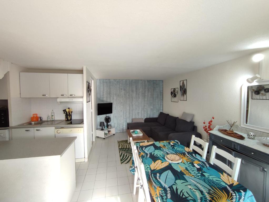 SOPRALYNES Très joli 3 pièces mezzanine plage Richelieu Cap d'Agde - 3