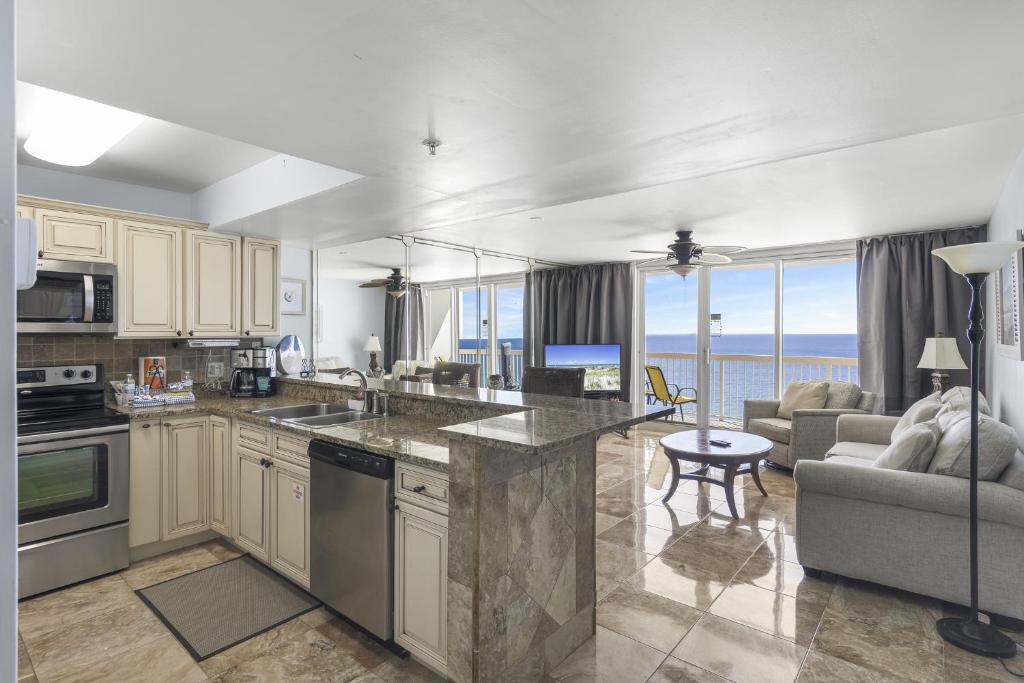 Beach Front 18th Flr, Best Ocean View, New Upgrades