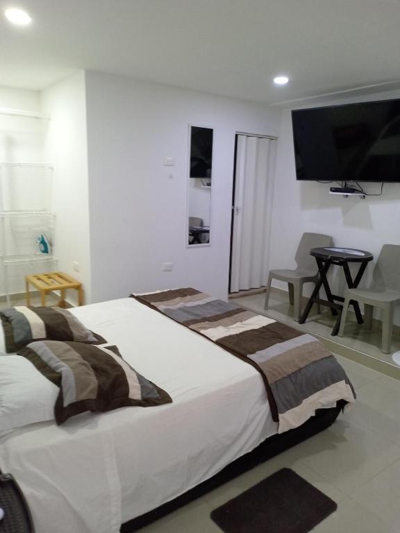 LINDO APARTAMENTO LOFT, EXCELENTE UBICACIÓN! - 3