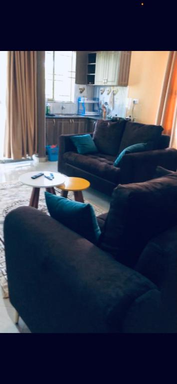 Brooks apartments photo