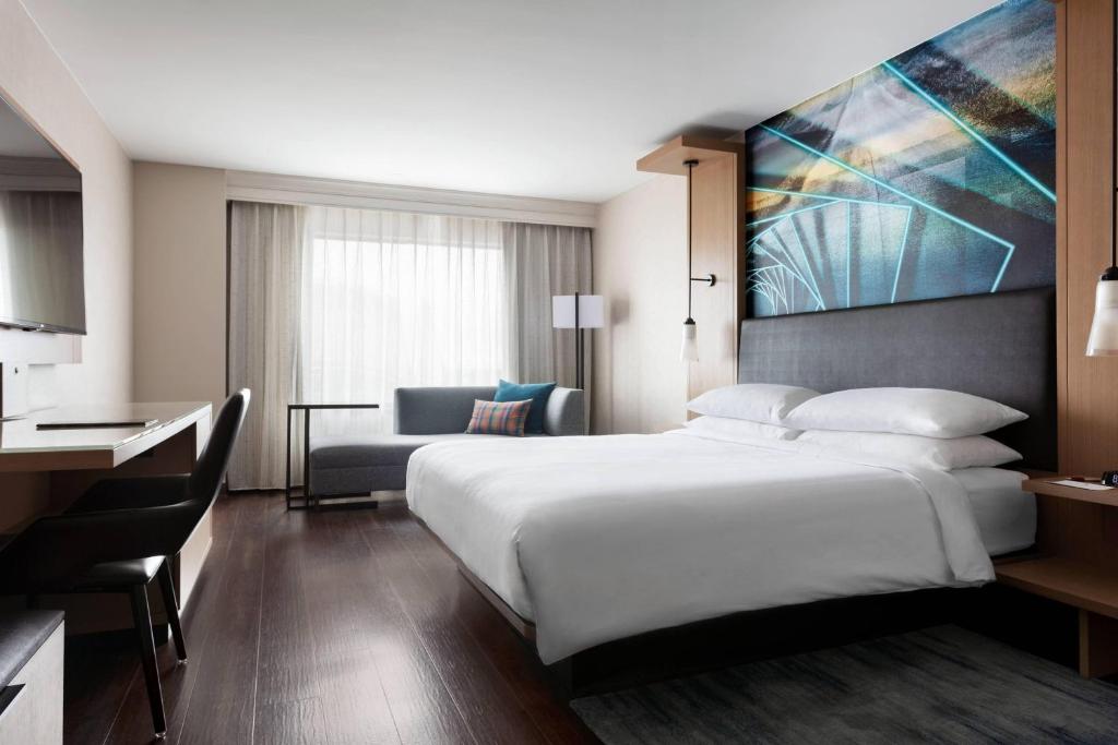 Des Moines Marriott Downtown photo