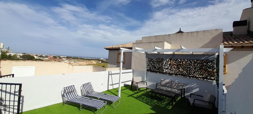 Lomas de Cabo Roig Top floor apartment with Sea View Airport Collection included T&C - 1
