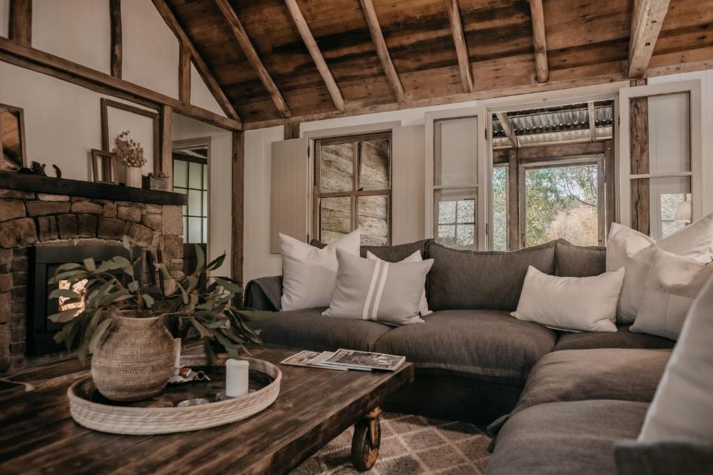 The Post Office by Tinkersfield, Crackenback