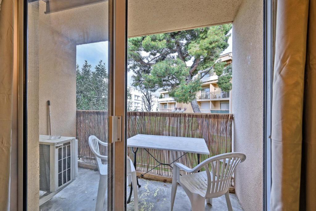 Les Comtadins - PARKING Gratuit - Balcon - Clim - 2