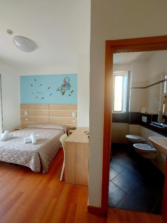 Hotel Monica — Pokoje in Rimini, Emilia-Romania