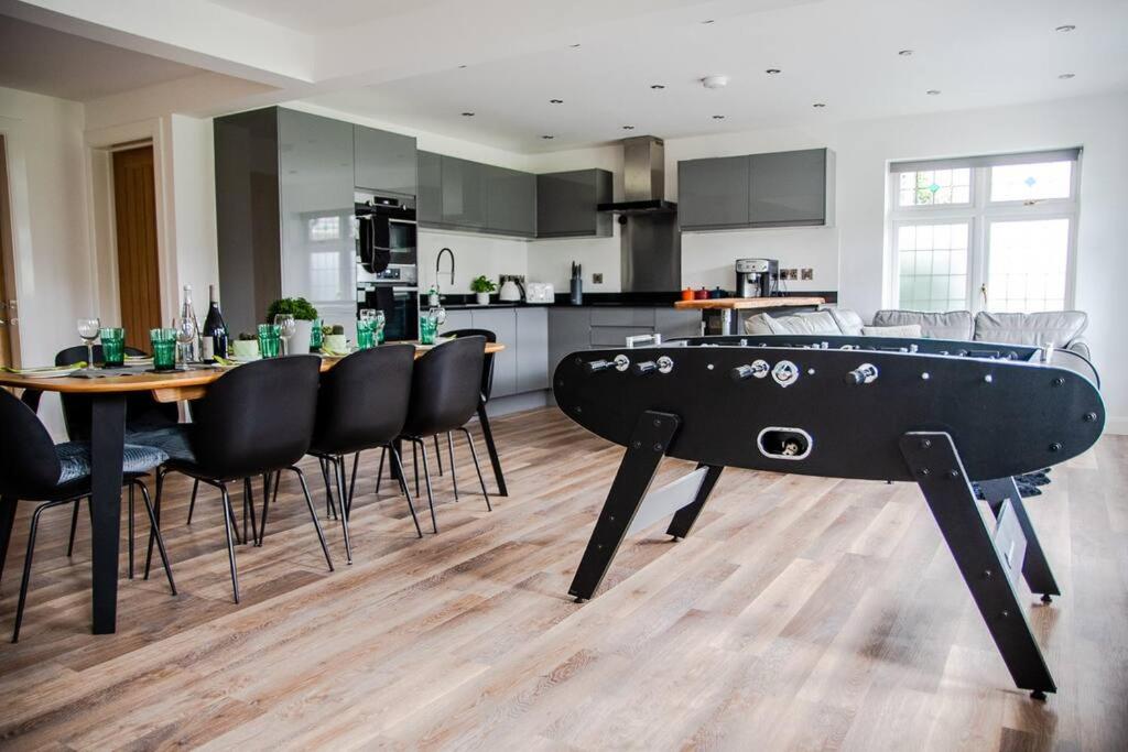 Luxury Central Bournemouth House photo 8