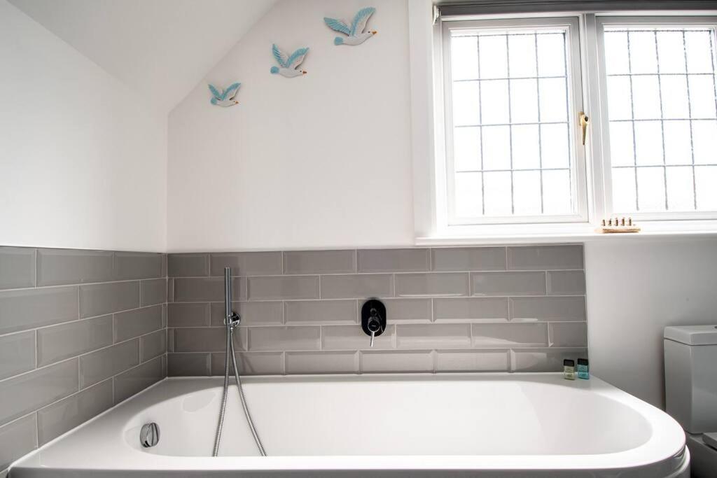Luxury Central Bournemouth House photo 5