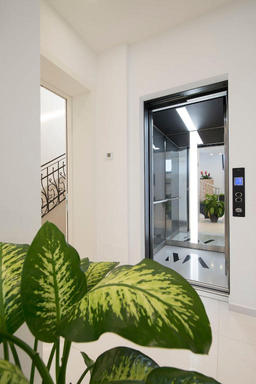 Mia Aparthotel photo
