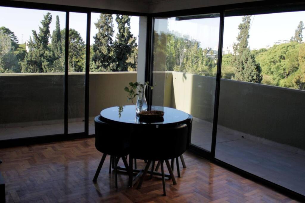 Departamento, amplio, céntrico y confortable. Plaza Independencia - 4